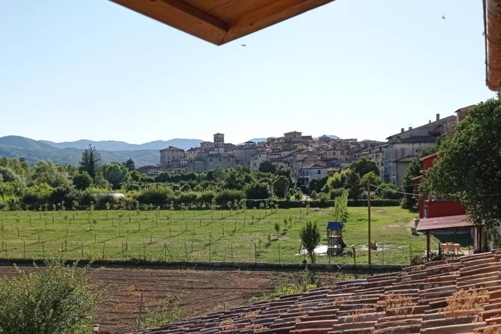 Ferienwohnung La Casa Ai Pozzi Rieti Exterior foto